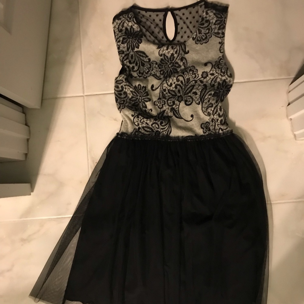 Anthropologie dress medium tulle black